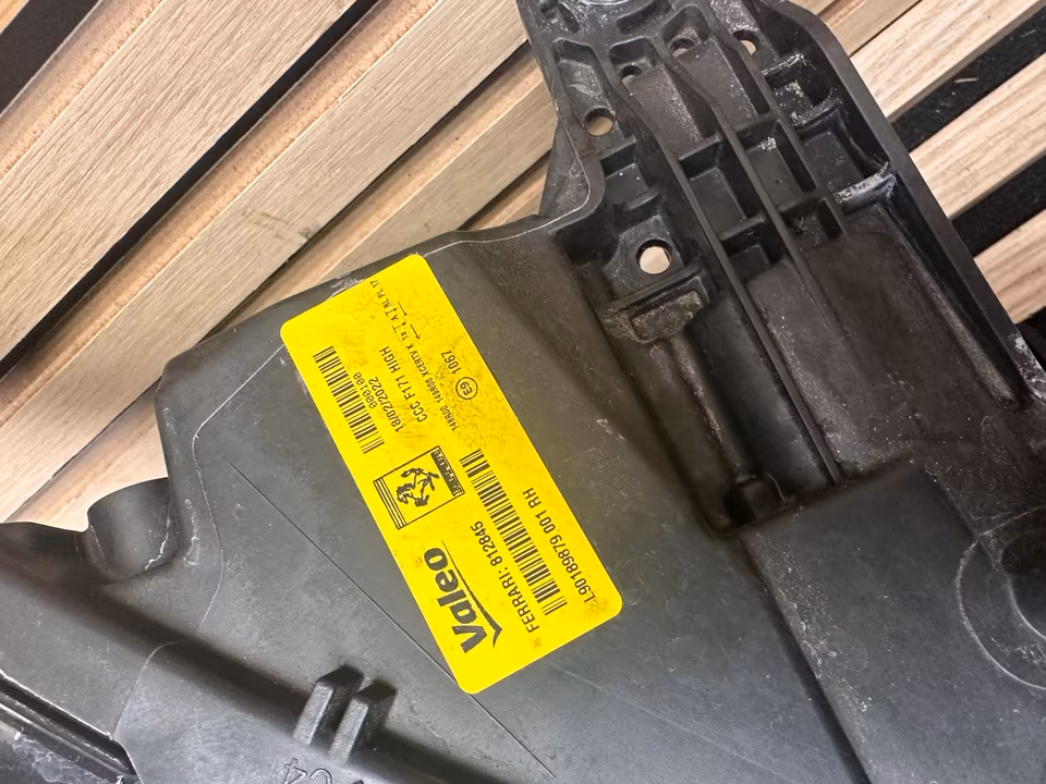 Ferrari 296 GTB Headlight Left Right 812845 812842 - Image 7