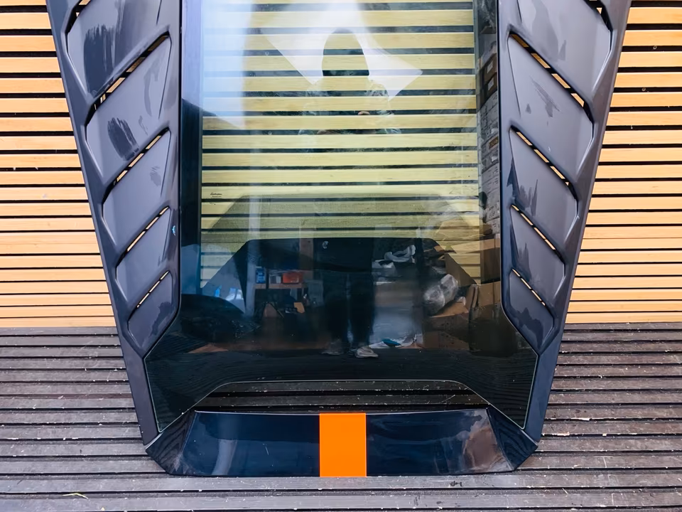 Lamborghini Huracan EVO Tailgate 4T082723E Brand New - Image 6