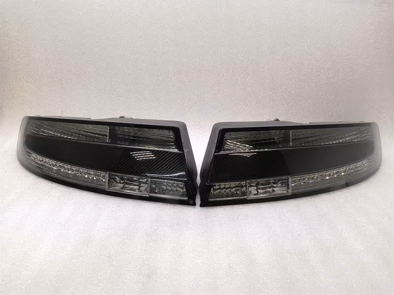 ASTON MARTIN VANTAGE Rear Facelift Lights / Carbon Fiber Taillights