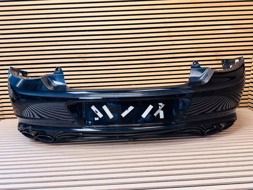 Bentley GT Rear Bumper Tailpipes Exhaust New Model 2020