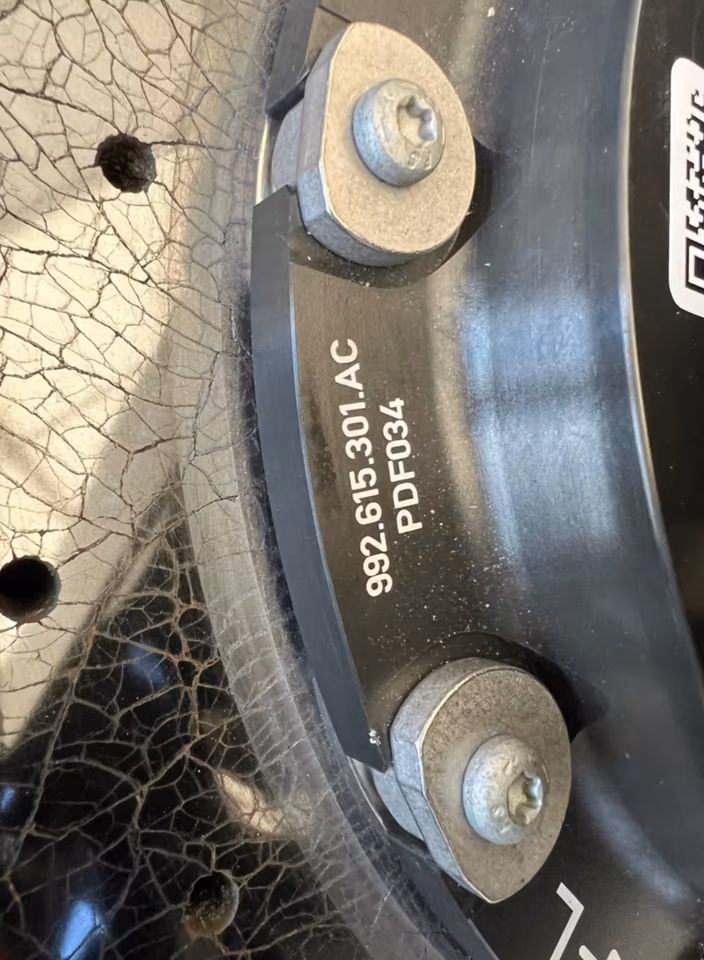 PORSCHE 911/ 992 TURBO S CERAMIC CERAMIC BRAKE SYSTEM BRAKE NEW - Image 2