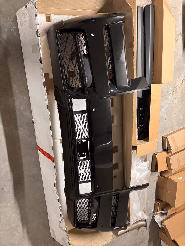 Rolls Royce Cullinan Front Bumper Black Badge