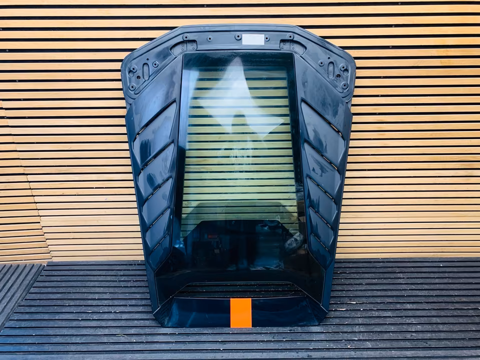 Lamborghini Huracan EVO Tailgate 4T082723E Brand New - Image 9