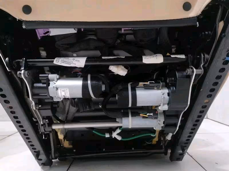 FERRARI 458 Seat Leather - Image 4