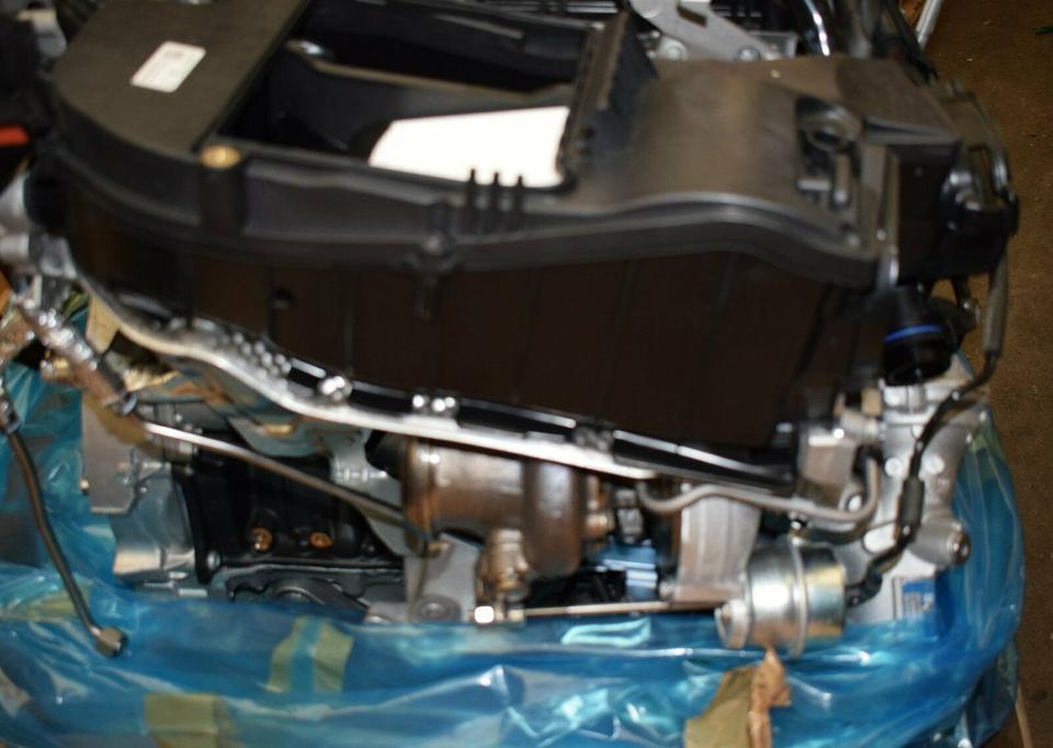 Mercedes Diesel Complete Engine - Image 6
