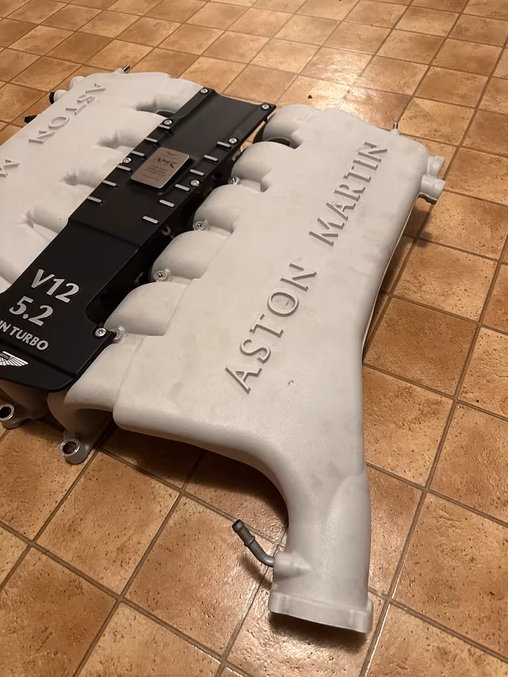 Aston Martin DBS V12 - Image 8