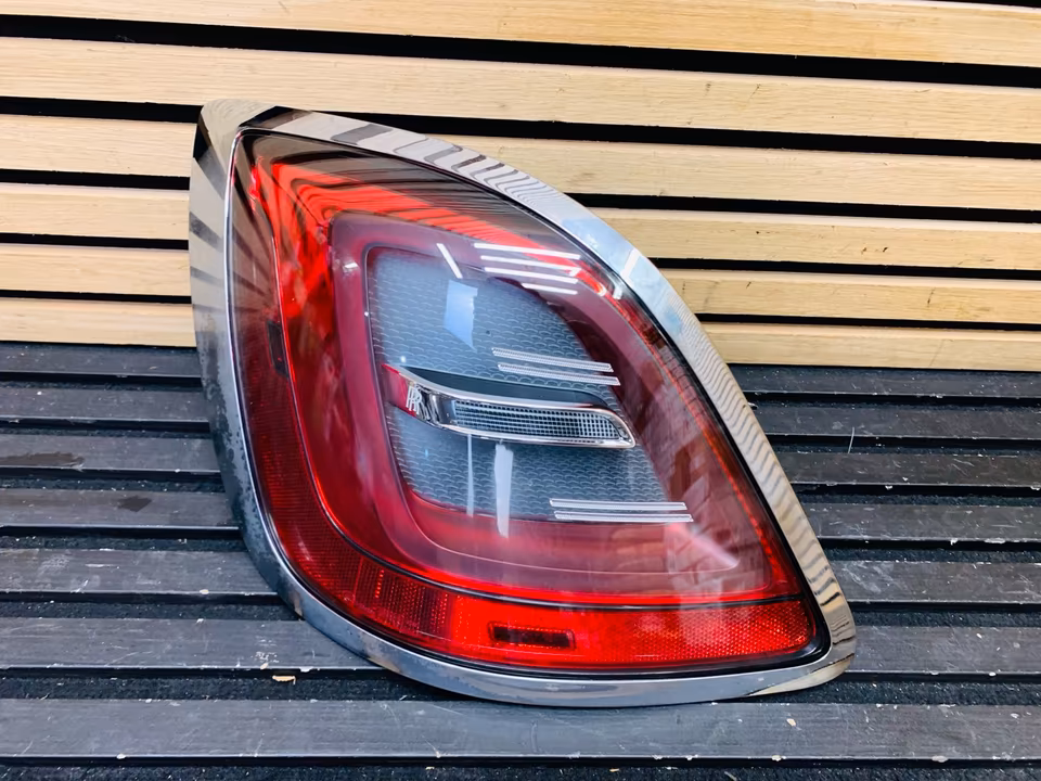 Rolls Royce Ghost Rear Light Rear Light Left Right 5A8FE8602 - Image 6