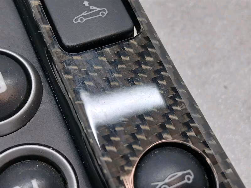 McLaren 650S Spider 14-17 center console carbon - Image 7