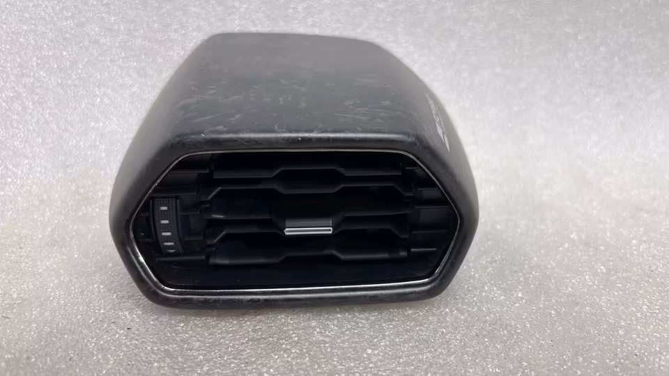 LAMBORGHINI HURACAN PERFORMANTE INTERIOR CARBON KIT - Image 9