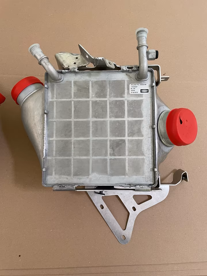 Intercooler McLaren 570s left right - Image 4