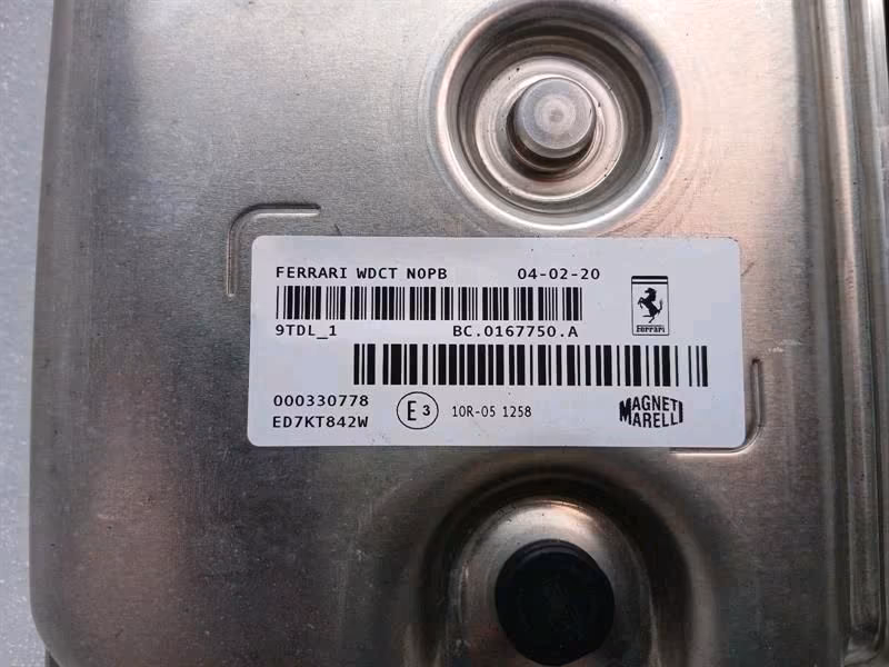 FERRARI GTC4 LUSSO T 3.9 V8 F151M Engine Control Unit+Key - Image 6
