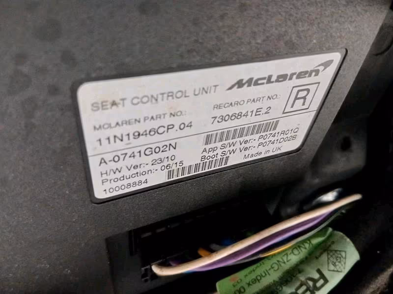 McLaren 650S Spider 14-17 seats leather - Image 13