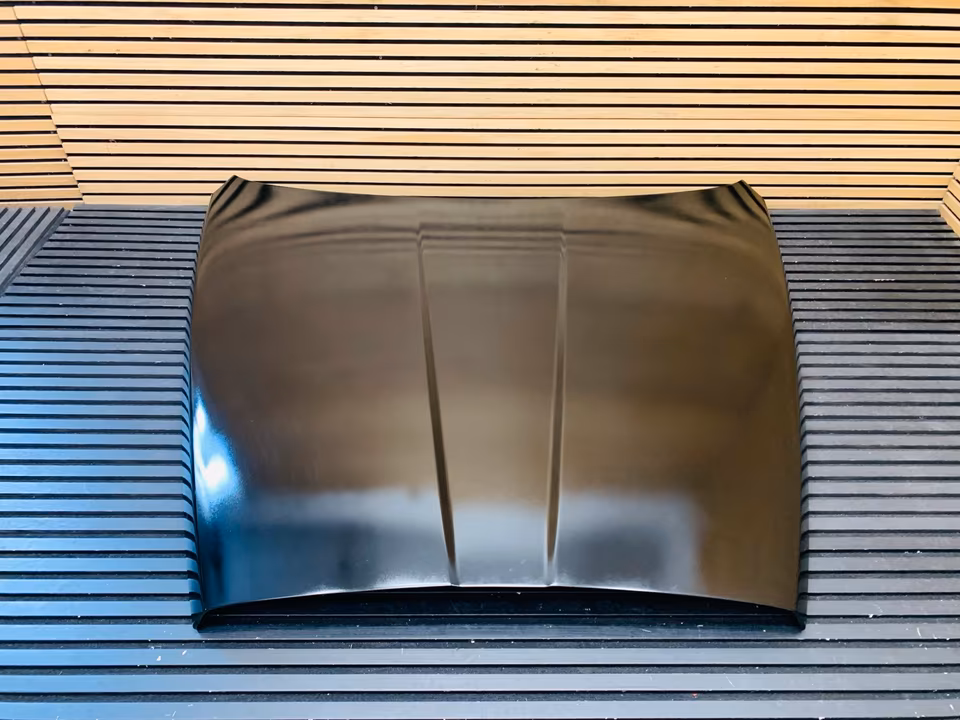 Rolls Royce Cullinan bonnet - Image 4