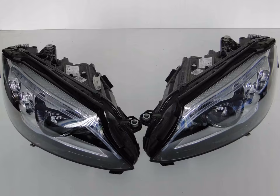 MERCEDES C-CLASS MULTIBEAM W205 AMG LEFT RIGHT COMPLETE - Image 12