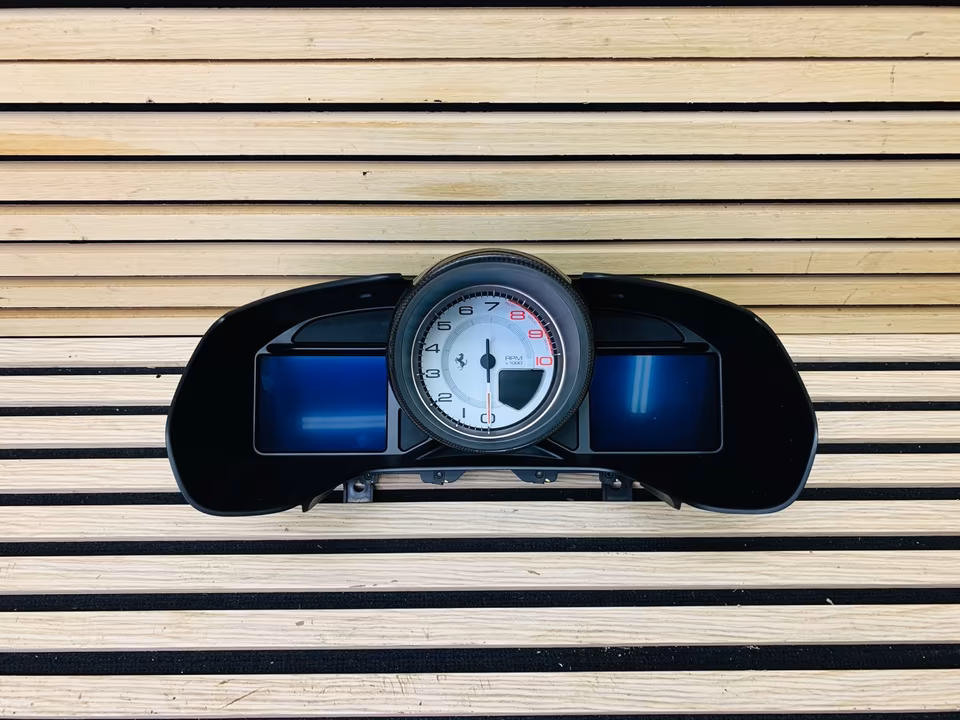 Ferrari Portofino Speedometer Carbon 958584