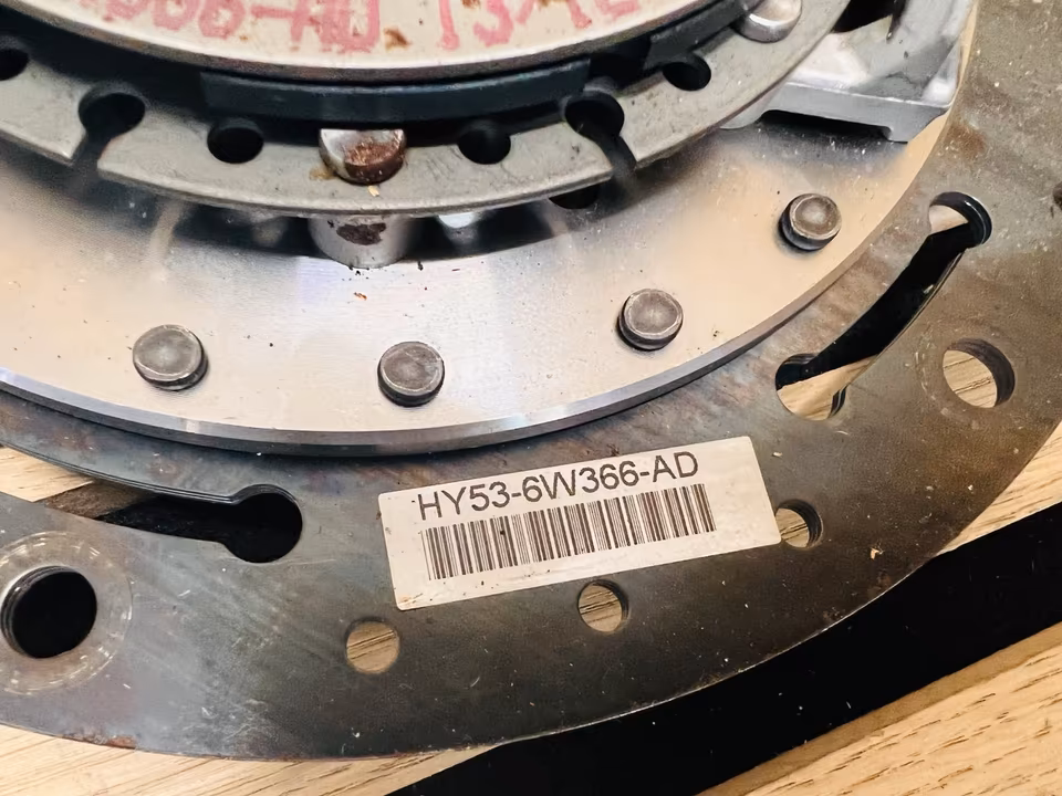 Aston Martin DB11 Clutch HY536K375BB - Image 7