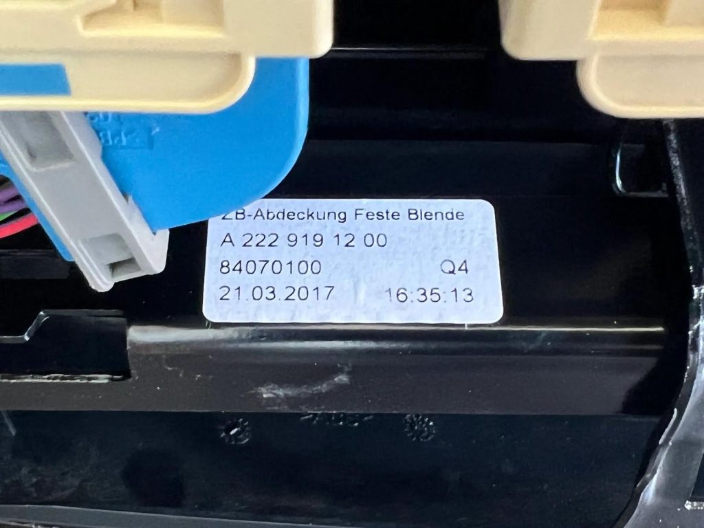 Mercedes-Benz S-Class W222 Front Seat Leather - Image 5