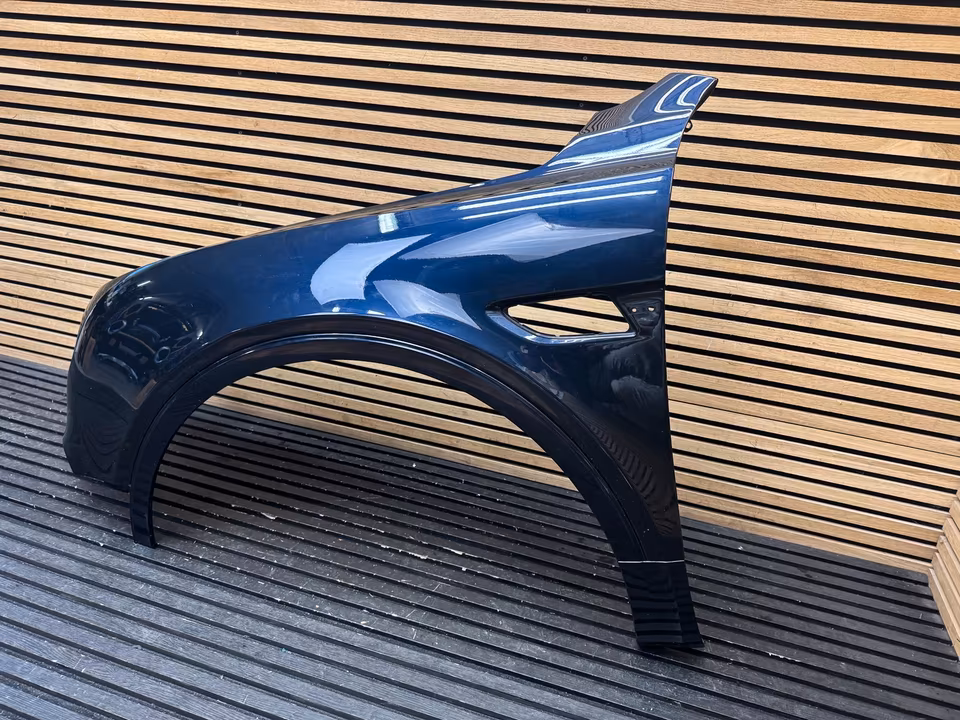 Bentley Bentayga Mudguard Left 36A821117F