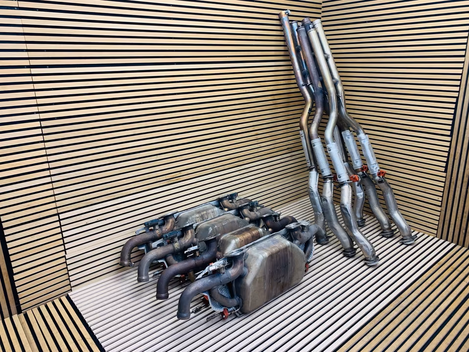 Aston Martin DB11 V8 Exhaust System JY535230AB