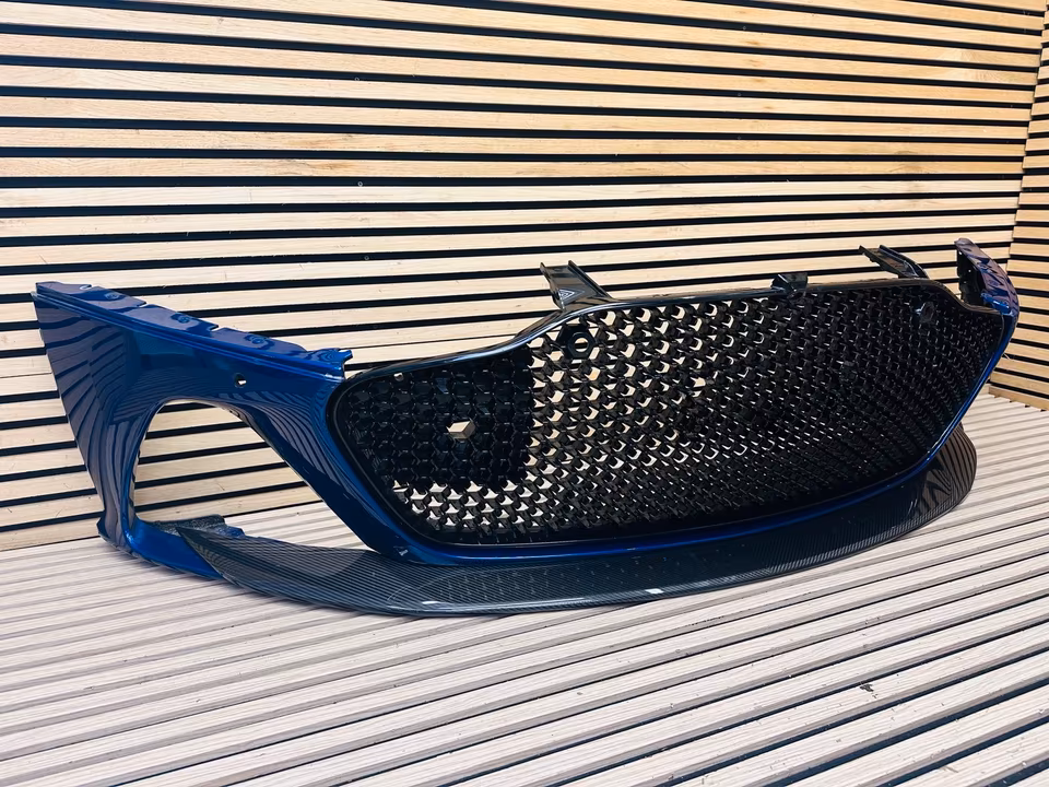 Aston Martin DBS Superleggera Front Bumper Grille KY7317D957A - Image 17