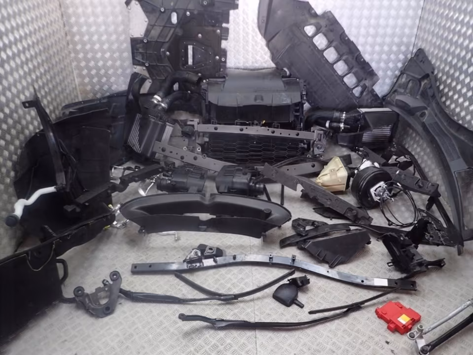 MASERATI LEVANTE TROFEO BUMPER RADIATOR HEADLIGHT FRONT - Image 6