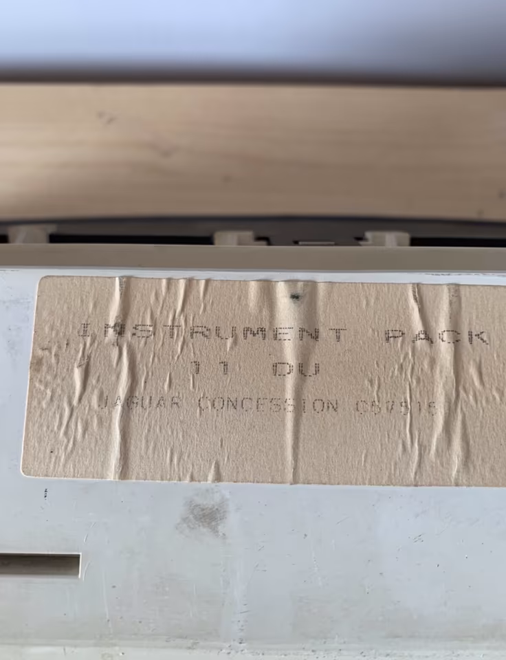 Jaguar XJ40 4.0L speedometer/instrument cluster - Image 4