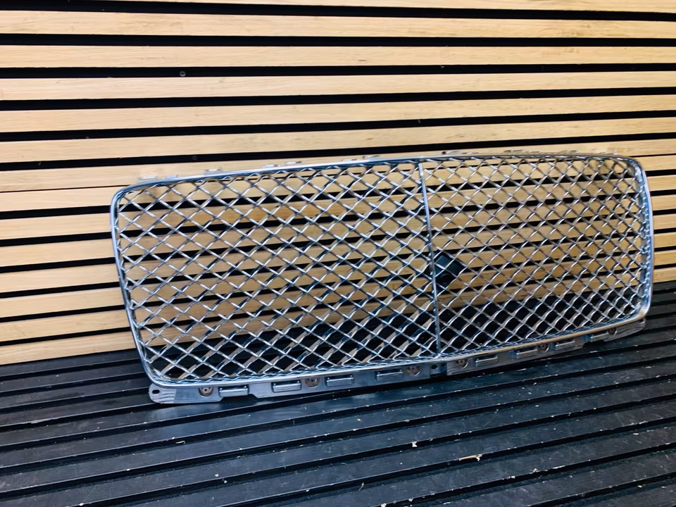 Bentley Bentayga Grille 36A853597K