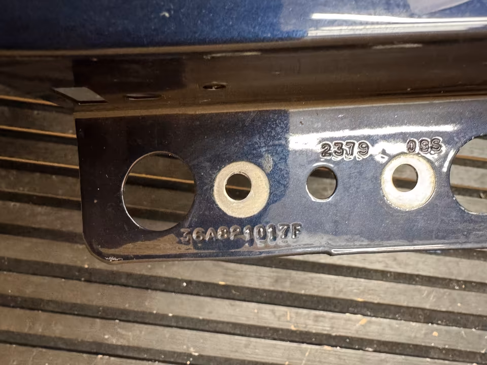 Bentley Bentayga Mudguard Left 36A821117F - Image 6