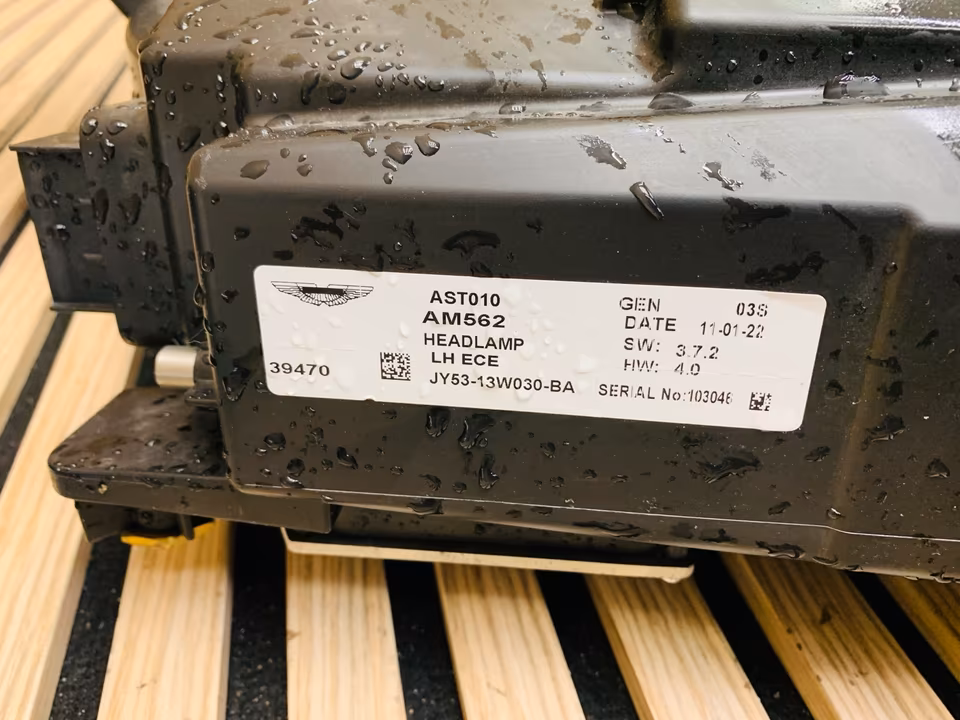 Aston Martin DB11 Headlights Left Right JY5313W029BB BA - Image 3