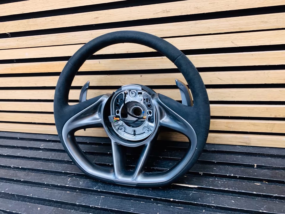 McLaren Elba Steering Wheel Alcantara 14NC087CP - Image 8