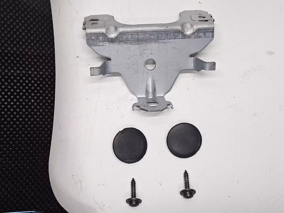 BMW E46 M3 CSL 51167895578 CSL center console rarity!!! - Image 18