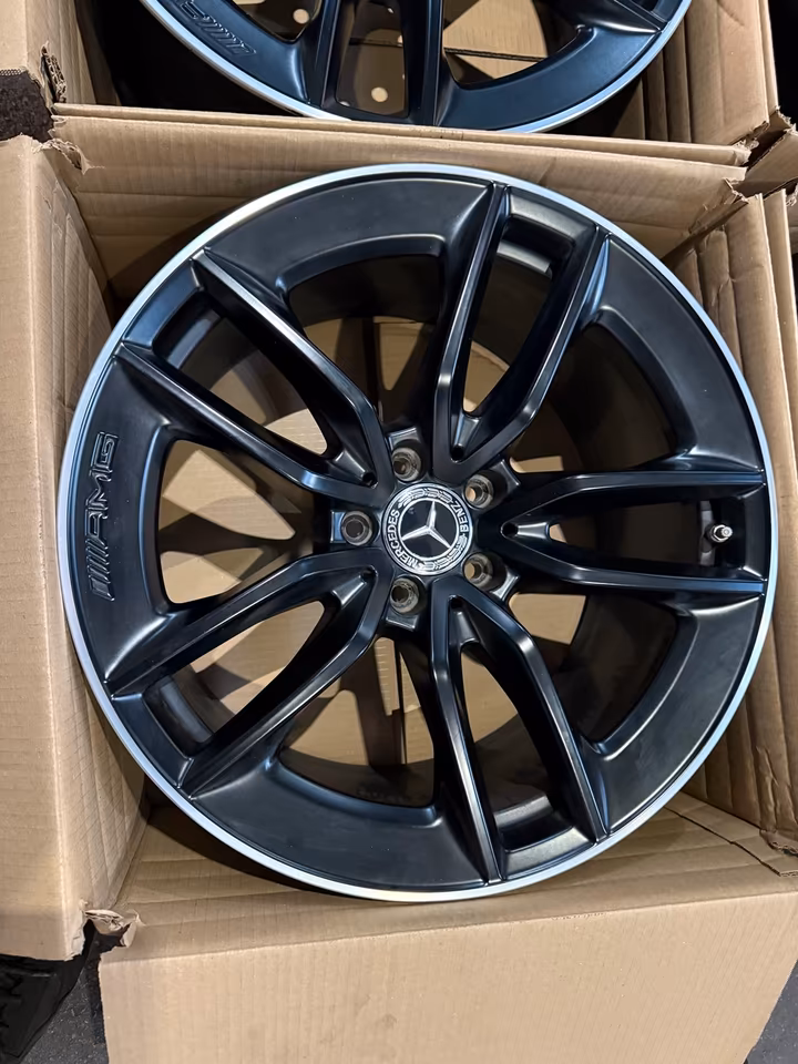 4x Mercedes-Benz AMG 9.5Jx19 ET22.5 AMG GT C SL GLC E Class TOP - Image 10