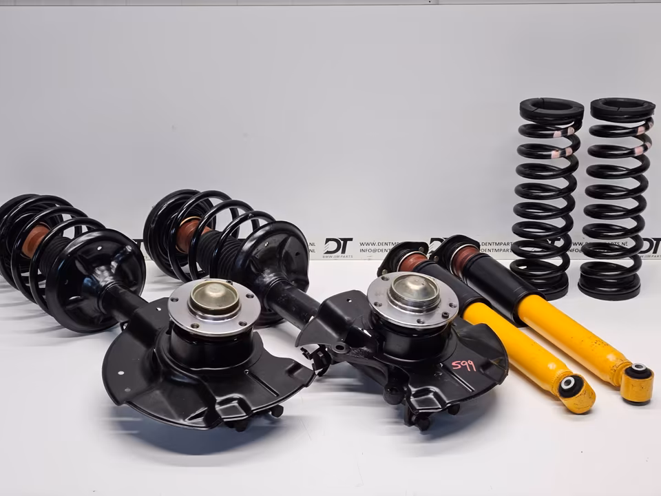 BMW 850 E31 31311138553 Suspension Set Damper Springs