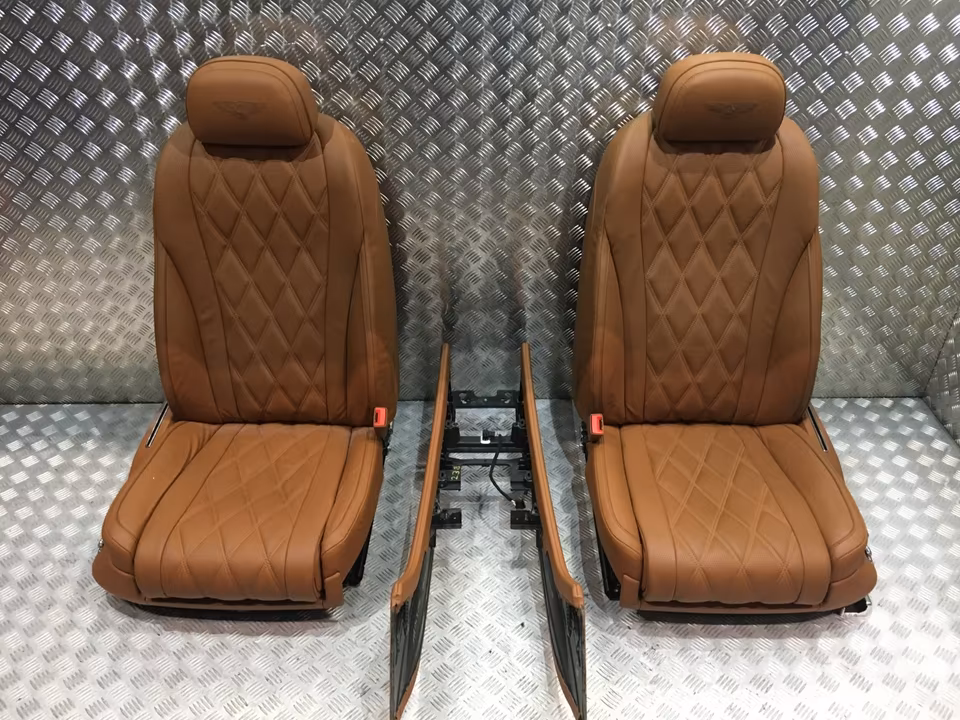 BENTLEY FLYING SPUR FACELIFT SEATS SET