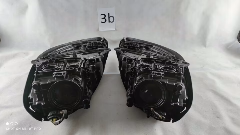 PORSCHE MACAN HEADLIGHTS LEFT RIGHT GLASS 95B - Image 3