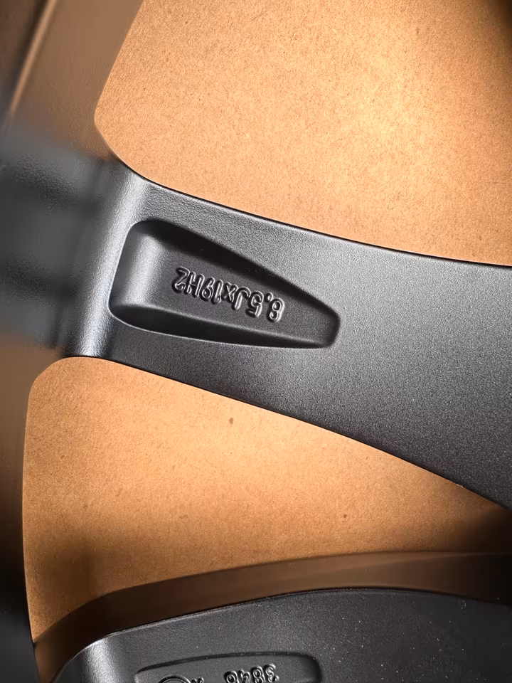 Maserati Levante Alloy Wheels Set 19 Inch 940000787 NEW - Image 3