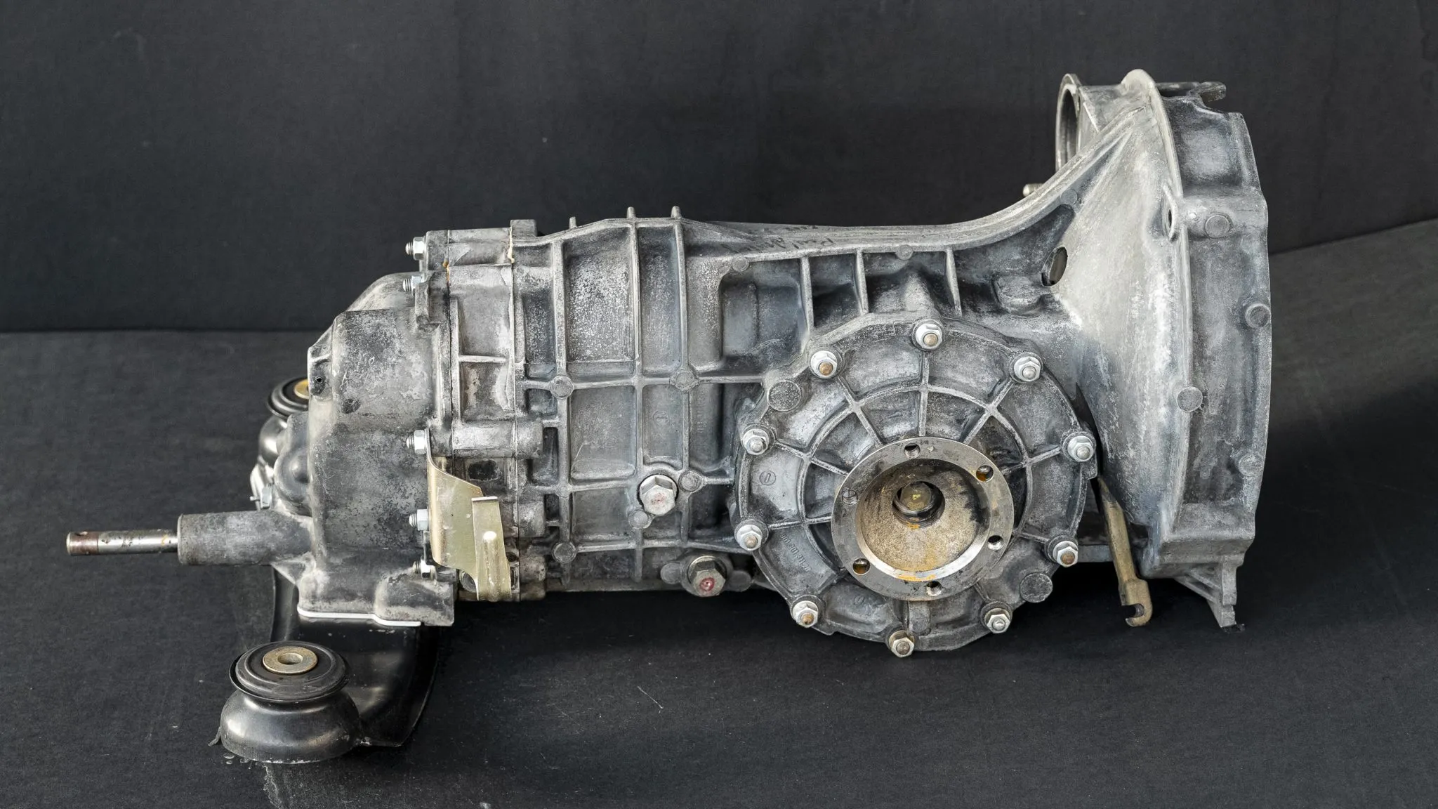 Porsche 911/01 5-Speed Transaxle - Image 14