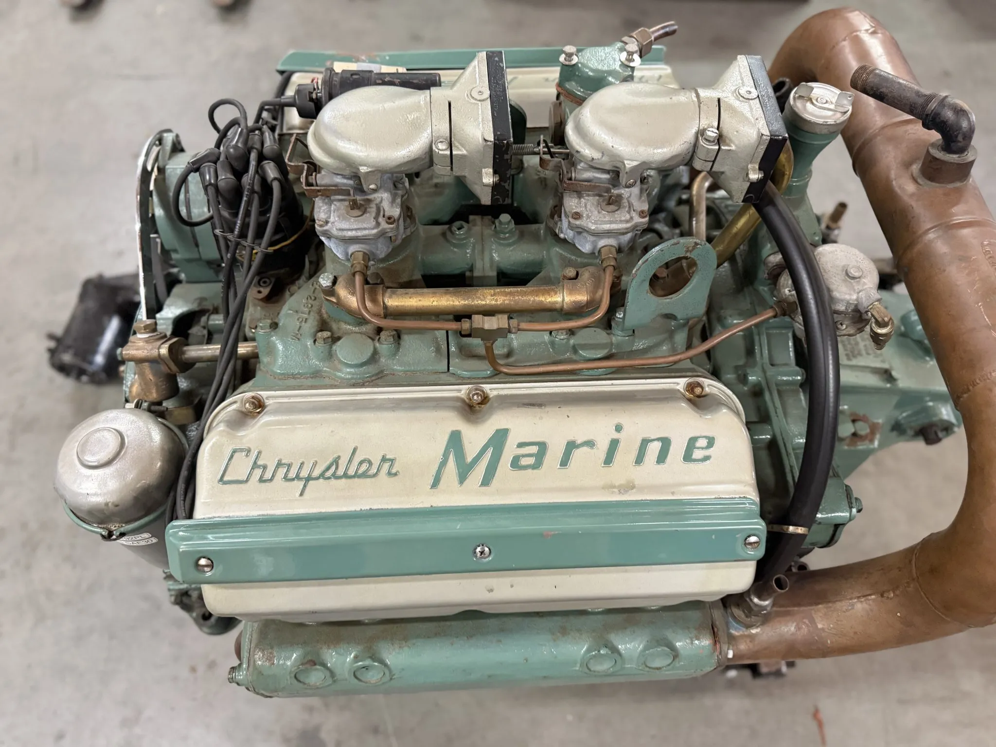 Chrysler 331ci V8 Marine Engine