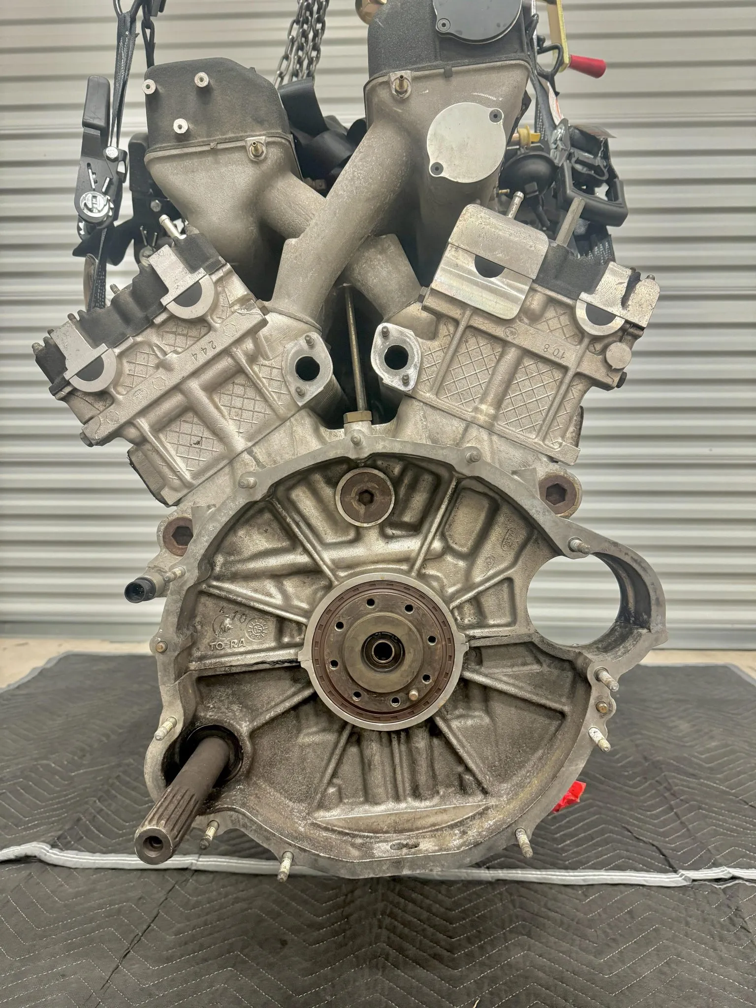 Lamborghini Murcielago 6.2L V12 Engine - Image 17