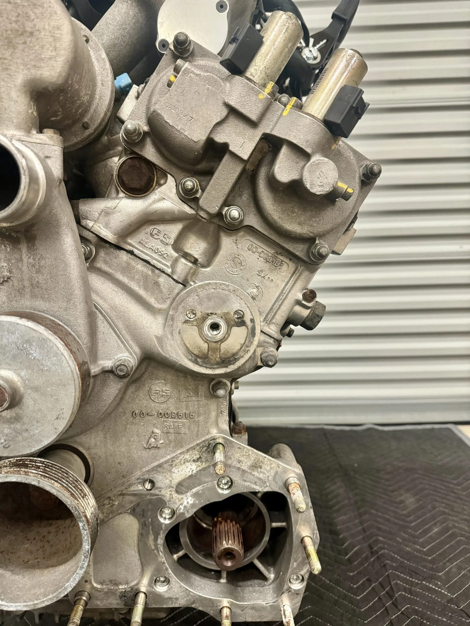 Lamborghini Murcielago 6.2L V12 Engine - Image 7