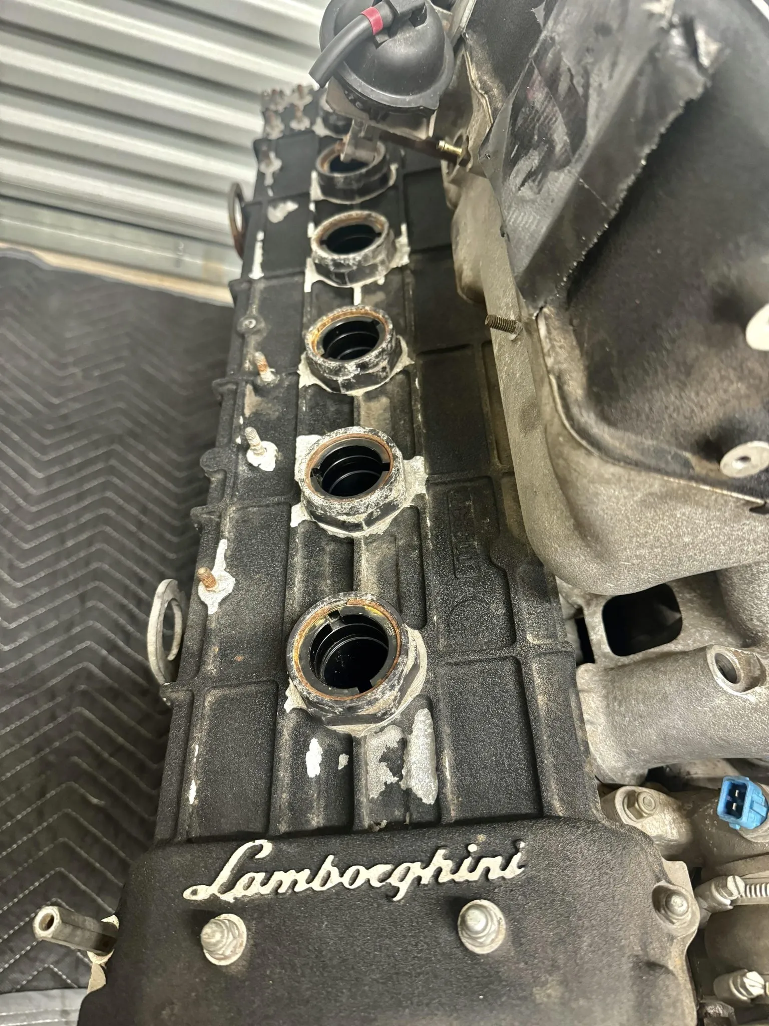 Lamborghini Murcielago 6.2L V12 Engine - Image 24