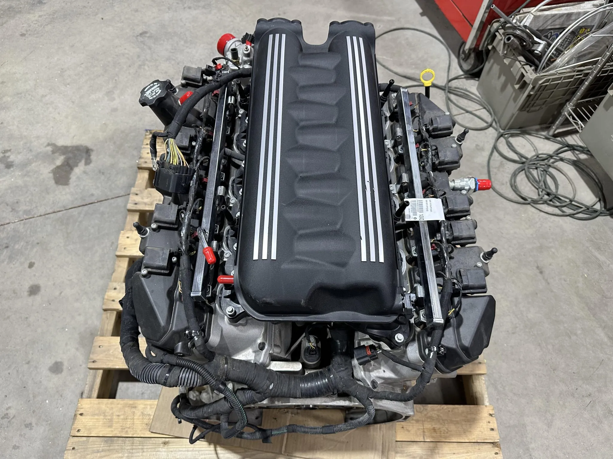 SRT Viper 8.4L V10 Engine - Image 16
