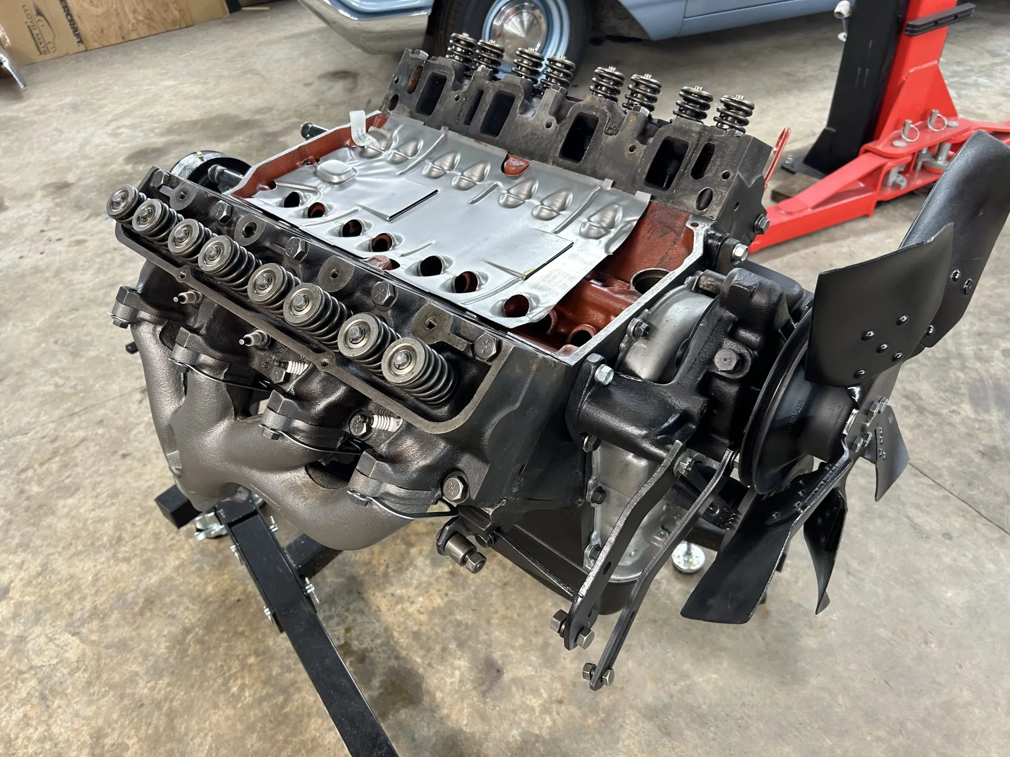 Ford 406 FE V8 Engine - Image 2