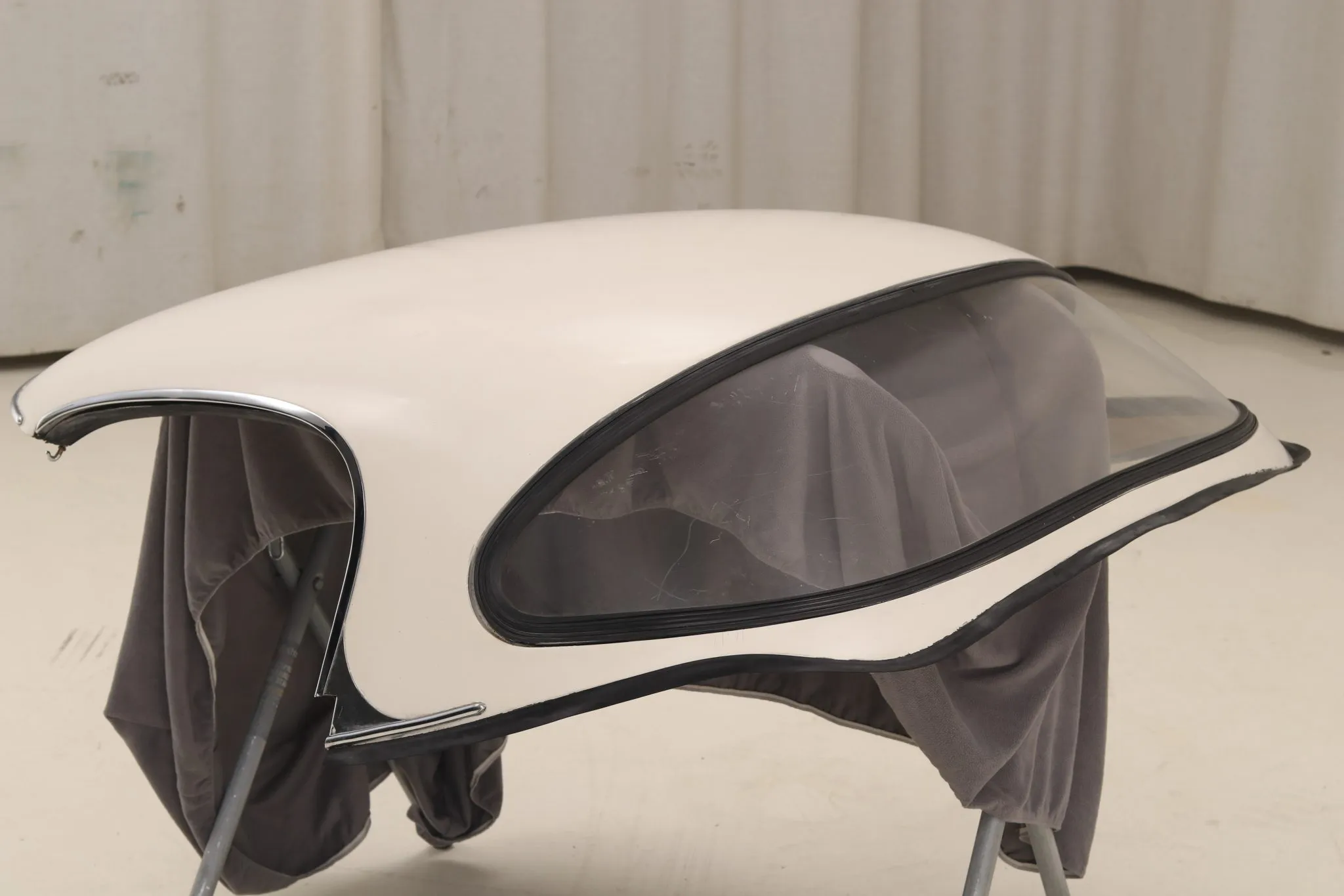 Jaguar XKE Series II Removable Hardtop - Image 14