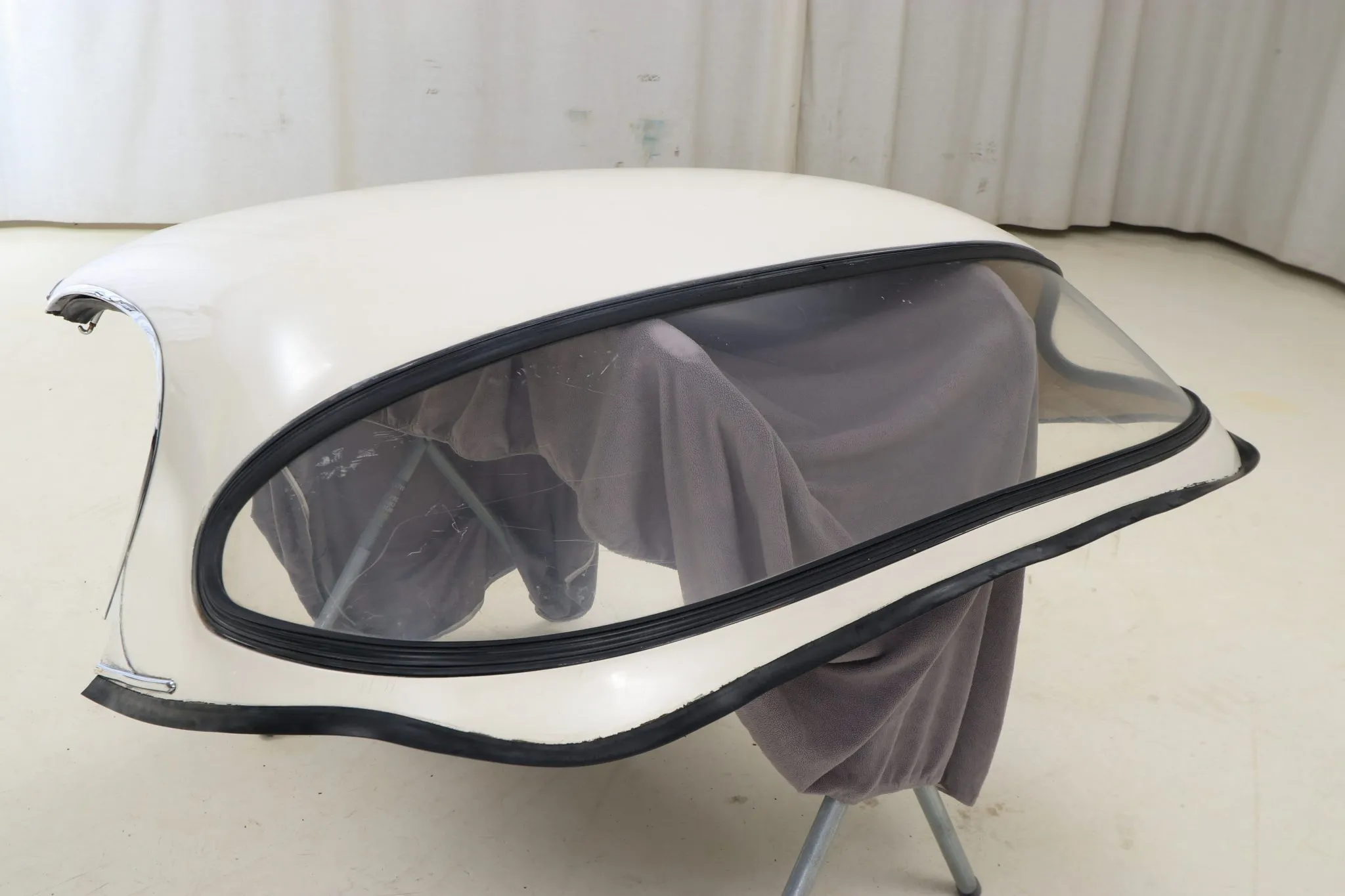 Jaguar XKE Series II Removable Hardtop - Image 13