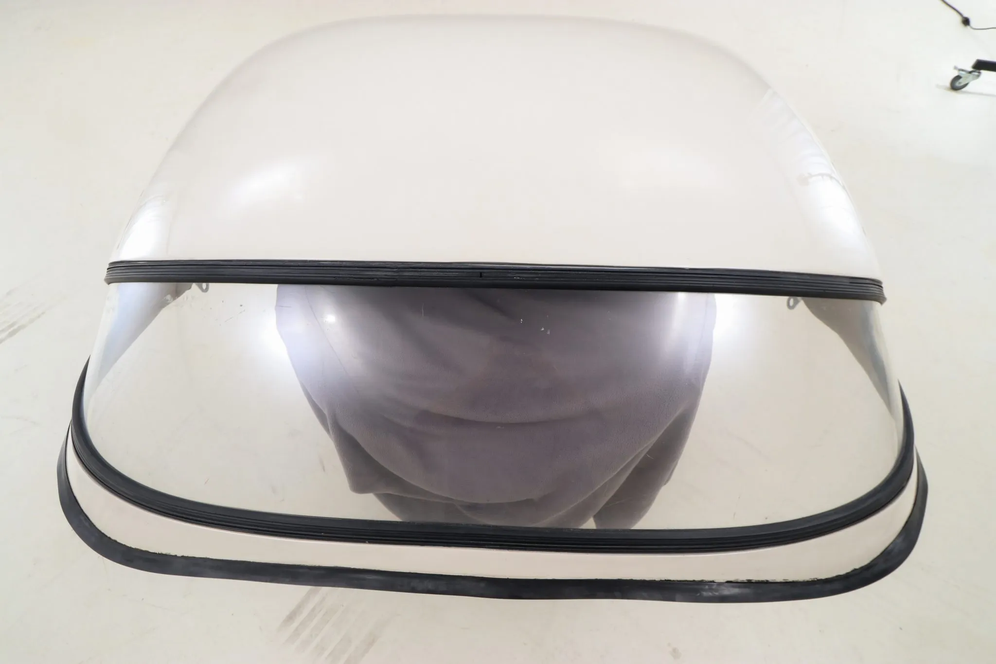 Jaguar XKE Series II Removable Hardtop - Image 12