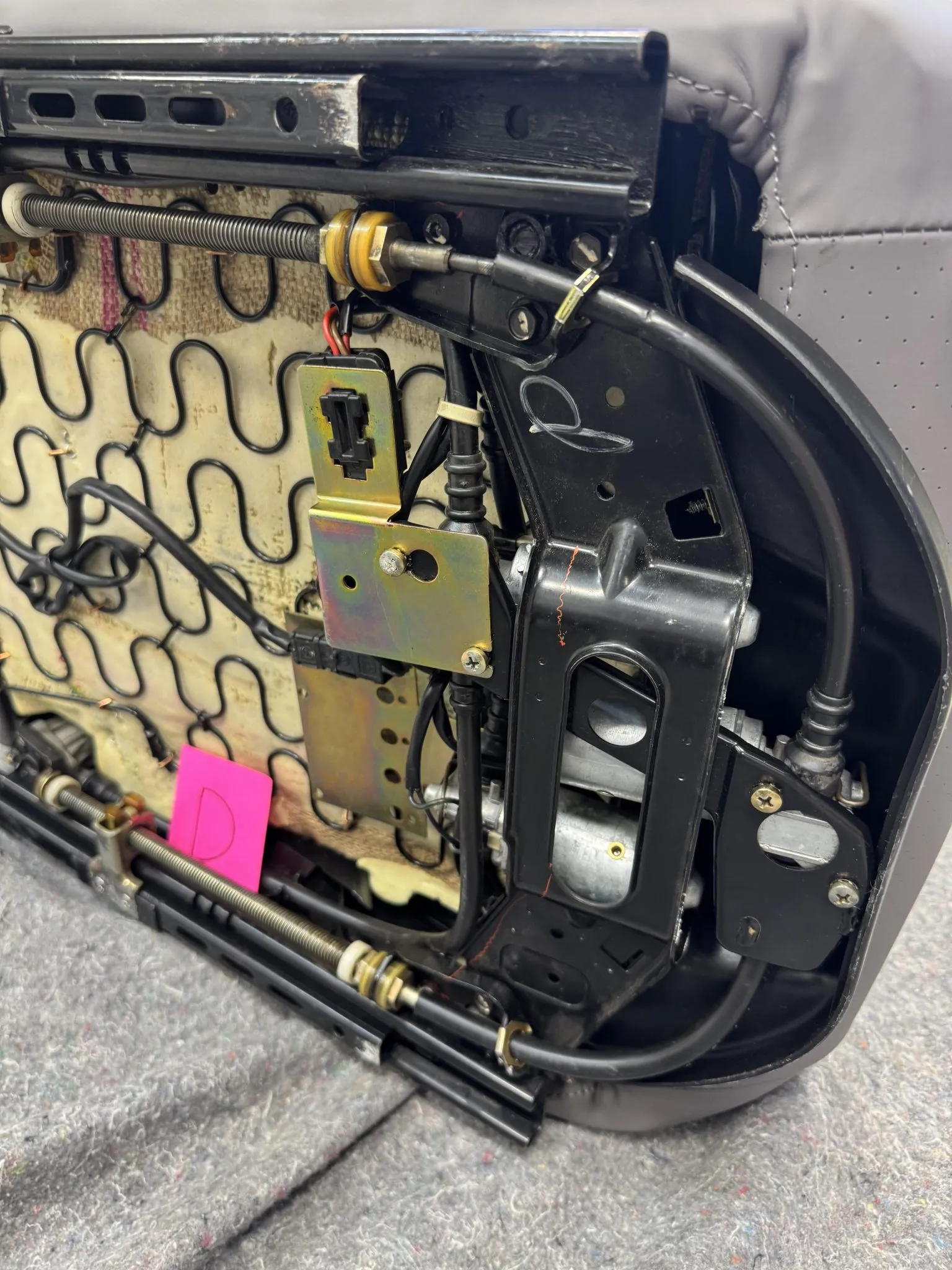 Porsche 993 Sport Seats - Image 10