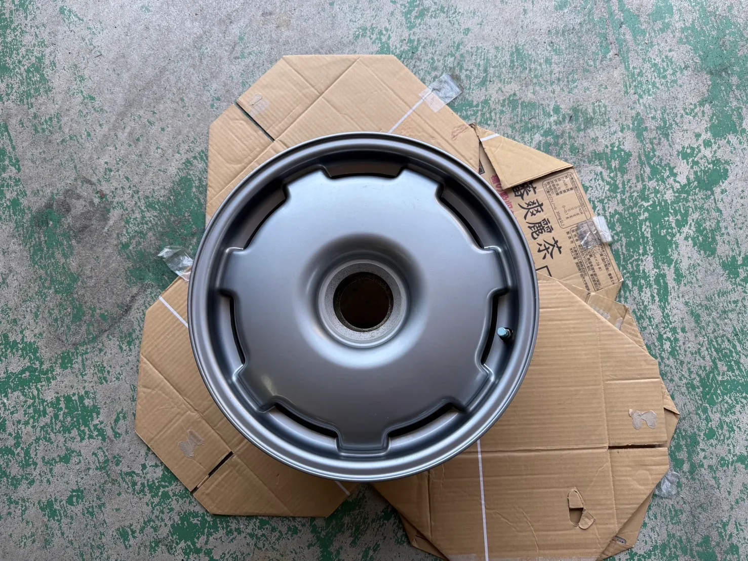 17×9″ and 18×14″ Center-Lock Speedline Wheels for Jaguar XJ220 - Image 8