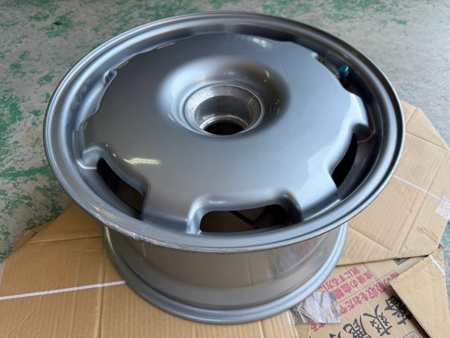 17×9″ and 18×14″ Center-Lock Speedline Wheels for Jaguar XJ220 - Image 25