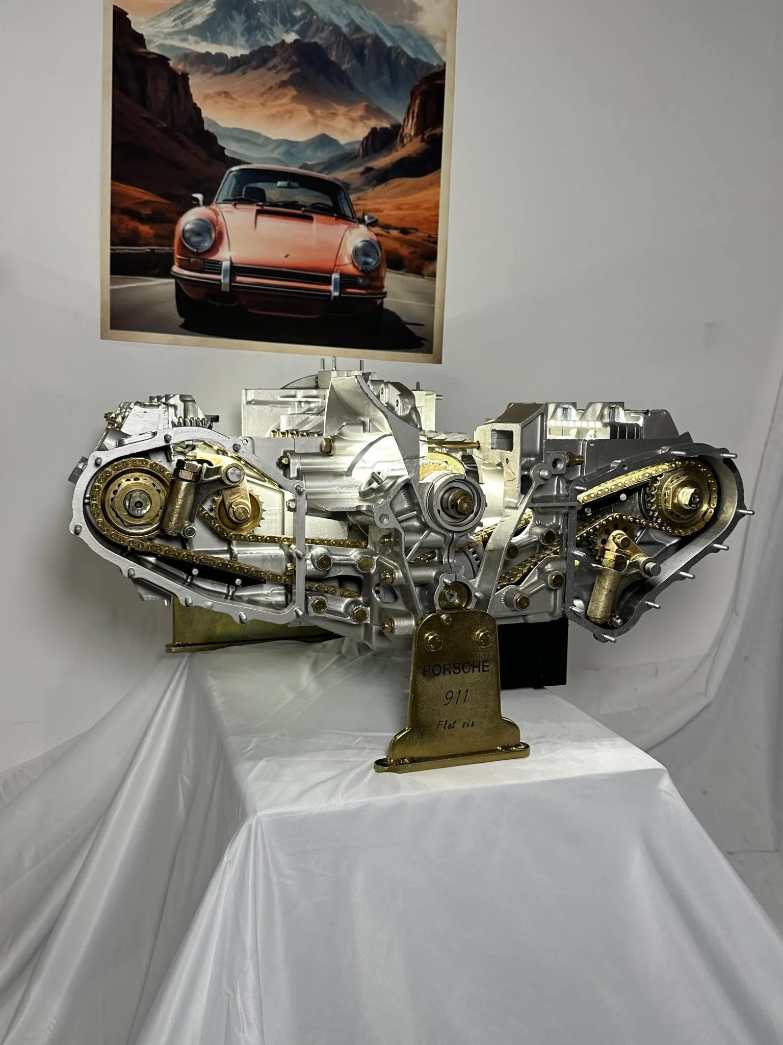 Porsche 911 Flat-Six Engine Kinetic Display - Image 15